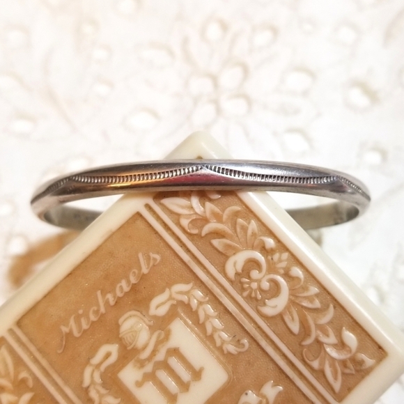 Navajo TAHE Vintage Sterling Wave Pattern Cuff Bracelet - Picture 2 of 8